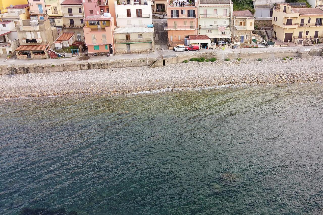Casa Caronia Marina Near Cefalu ภายนอก รูปภาพ